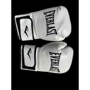 Everlast Core 2 Boxing Training Glove - White/Black - Size S/M